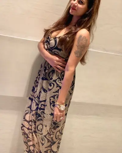 Kariapatti Escort